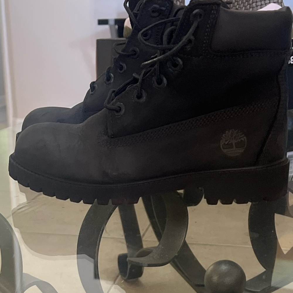 Kids Black Boots - Picture 2 of 3